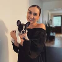 Passarens profilbild: Adele H.