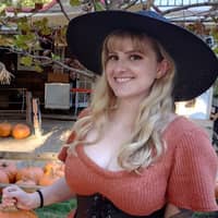 Sitter Profile Image: Sydney W.