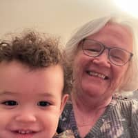 Sitter Profile Image: Donna J J.