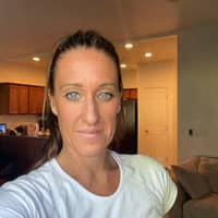 Sitter Profile Image: Lindsey E.