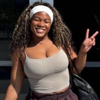 Sitter Profile Image: Juaniqua L.