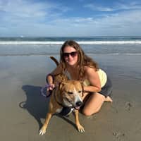 Sitter Profile Image: Lizzy P.