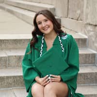 Sitter Profile Image: Anna V.