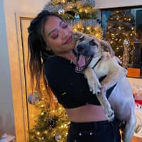 Sitter Profile Image: Vivian N.