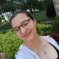 Sitter Profile Image: Medina W.