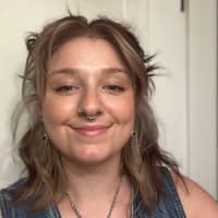 Sitter Profile Image: Riley K.