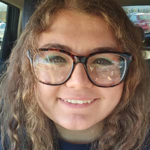 Sitter Profile Image: Bridget Q.