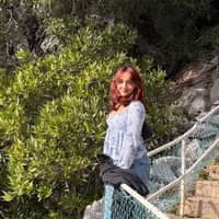 Sitter Profile Image: Maria T.