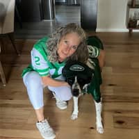 Sitter Profile Image: Laura L.