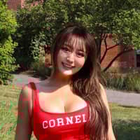 Sitter Profile Image: Yiqing L.