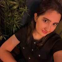 Passarens profilbild: Nika B.