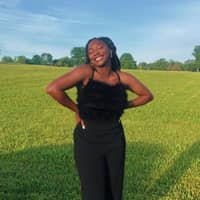 Sitter Profile Image: Aimee B.