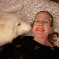 Sitter Profile Image: Julia T.