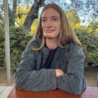 Sitter Profile Image: Brooke S.