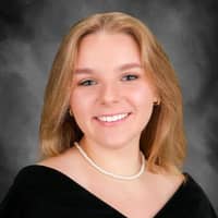 Sitter Profile Image: Luci R.