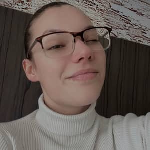 Sitter Profile Image: Oriana V.