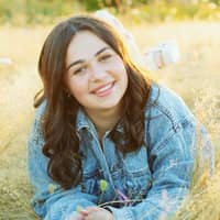 Sitter Profile Image: Nora K.