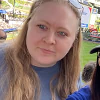 Sitter Profile Image: Lyndsy J.