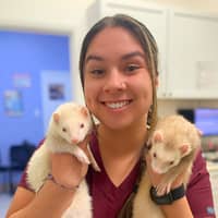 Sitter Profile Image: Mia M.