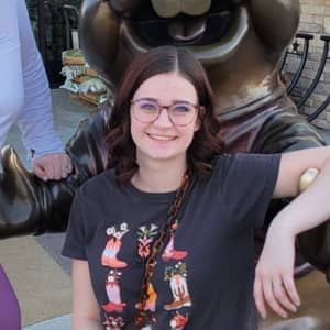 Sitter Profile Image: Zoe M.