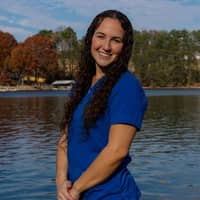 Sitter Profile Image: Abbie L.