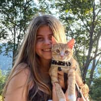 Sitter Profile Image: Zoe C.