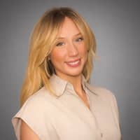 Sitter Profile Image: Anna H.