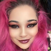 Sitter Profile Image: Elisabeth F.