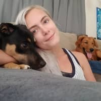 Sitter Profile Image: Alana F.