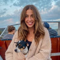 Sitter Profile Image: Sarah L.