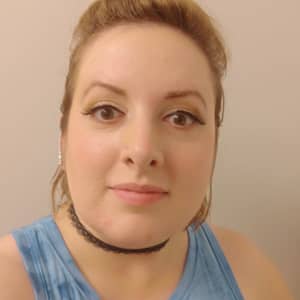 Sitter Profile Image: Julie L.