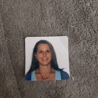 Sitter Profile Image: Laura L.