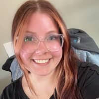 Sitter Profile Image: Carly H.