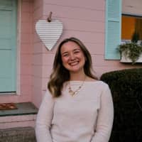 Sitter Profile Image: Eliza C.