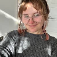 Sitter Profile Image: sydney B.