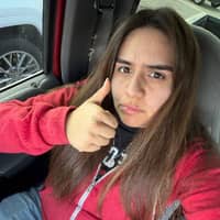 Sitter Profile Image: Alondra A.