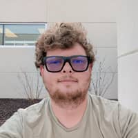 Sitter Profile Image: Garrett B.