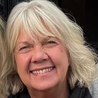 Sitter Profile Image: Elizabeth W.