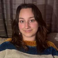 Sitter Profile Image: Halle H.