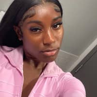 Sitter Profile Image: Lorie J.