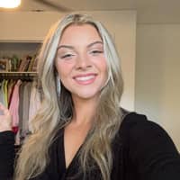 Sitter Profile Image: Darby M.