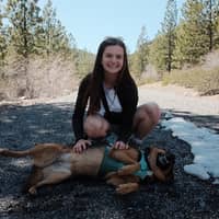 Sitter Profile Image: Chloe Y.