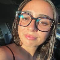 Sitter Profile Image: Nicole R.