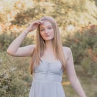 Sitter Profile Image: Isabella L.