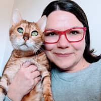 Sitter Profile Image: Lori T.