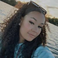 Sitter Profile Image: Alexis C.