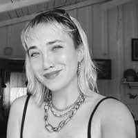 Sitter Profile Image: Raeanna T.