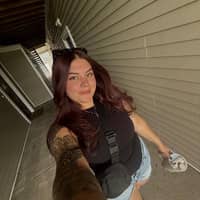 Sitter Profile Image: Madalyn B.