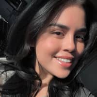 Sitter Profile Image: Ivonne S.