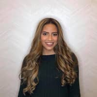 Sitter Profile Image: Julie F.